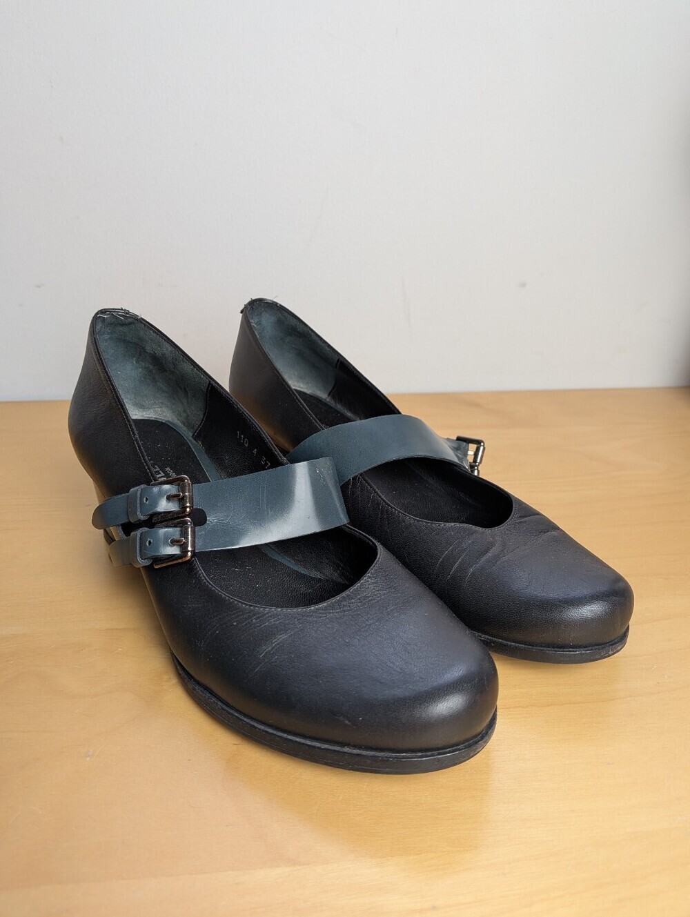 AUDLEY LONDON Heel Women Shoes Black Leather Blue Strap Size 37 = 7 US